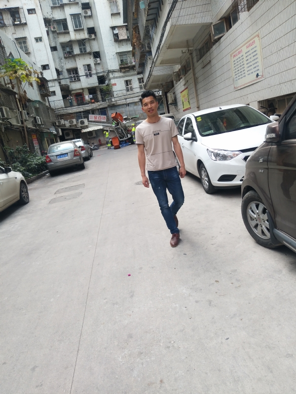 突然的自我的第三张照片--香港闪婚服务中心