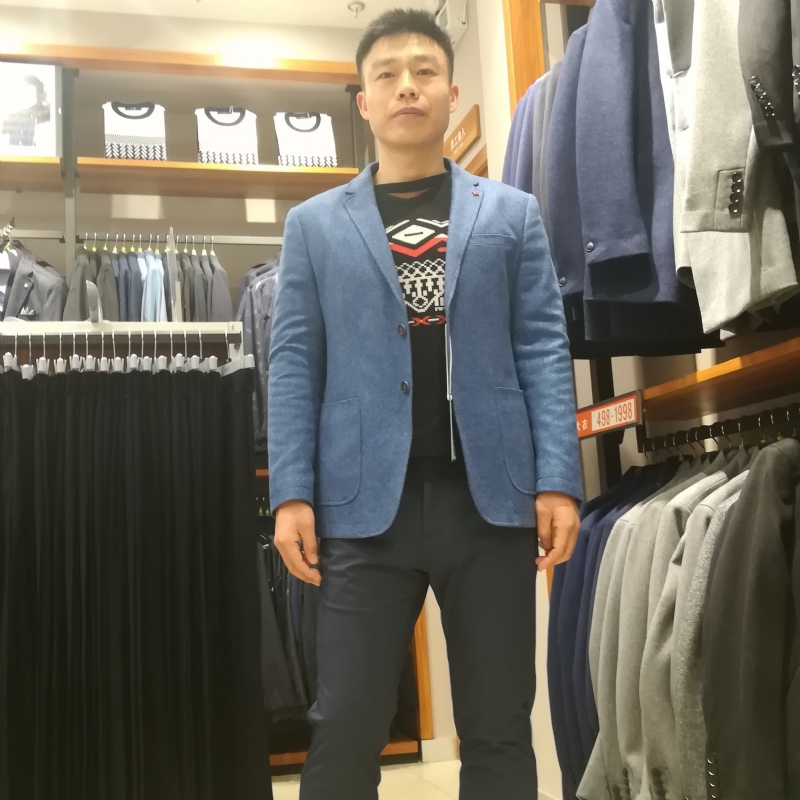 一只蚂蚁的第一张照片--香港闪婚服务中心