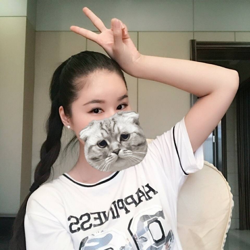 婷婷的第一张照片--香港闪婚服务中心