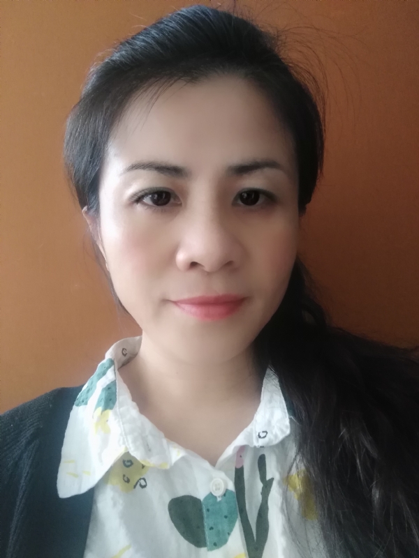 清清的第一张照片--香港闪婚服务中心