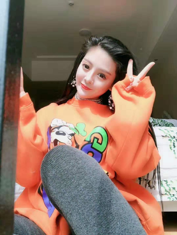 李梦瑶的第四张照片--香港闪婚服务中心
