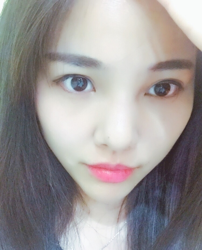 馨馨向荣的第一张照片--香港闪婚服务中心