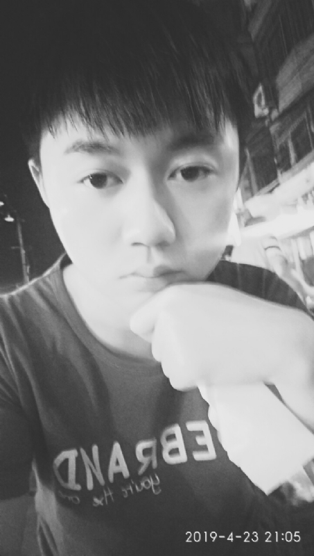 戴领的第一张照片--香港闪婚服务中心