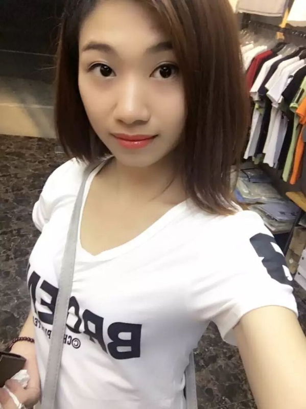 小小的太阳的第一张照片--香港闪婚服务中心