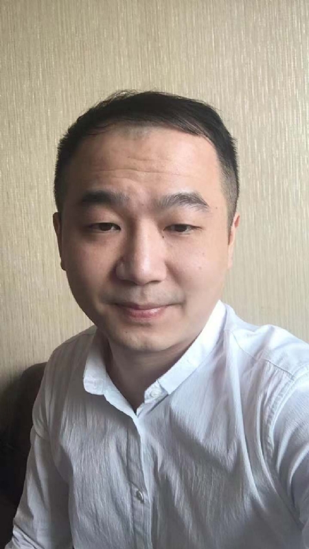 陈泽龙的第一张照片--香港闪婚服务中心