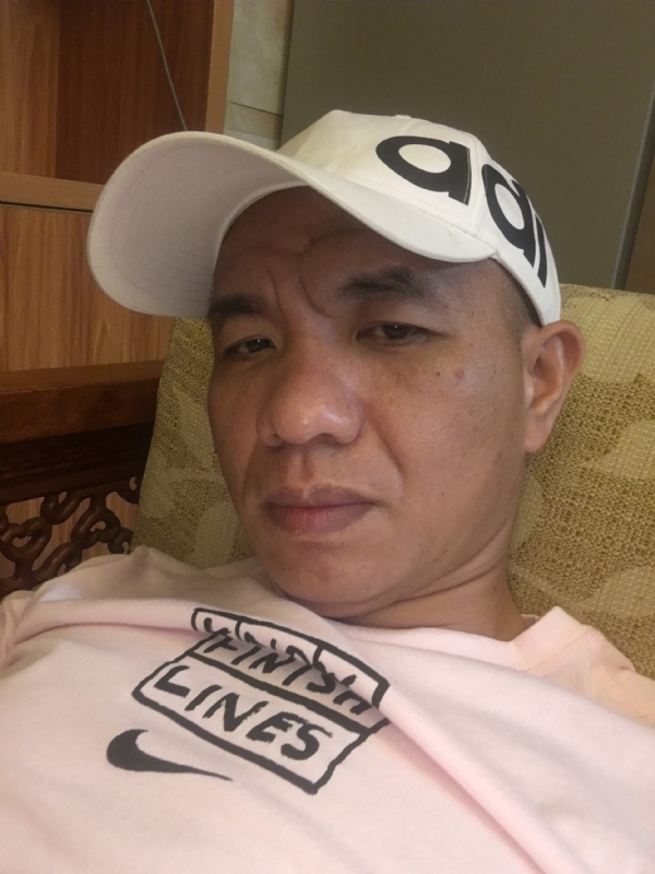 坚持到底的第一张照片--香港闪婚服务中心