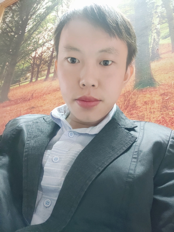 yuhyzww的第一张照片--香港闪婚服务中心
