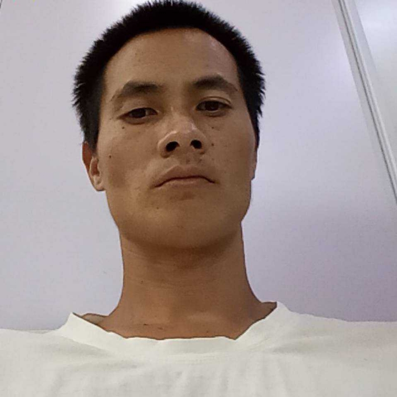 孤独的第一张照片--香港闪婚服务中心