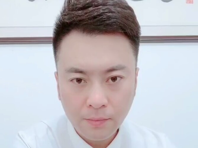 一叶知秋的第一张照片--香港闪婚服务中心