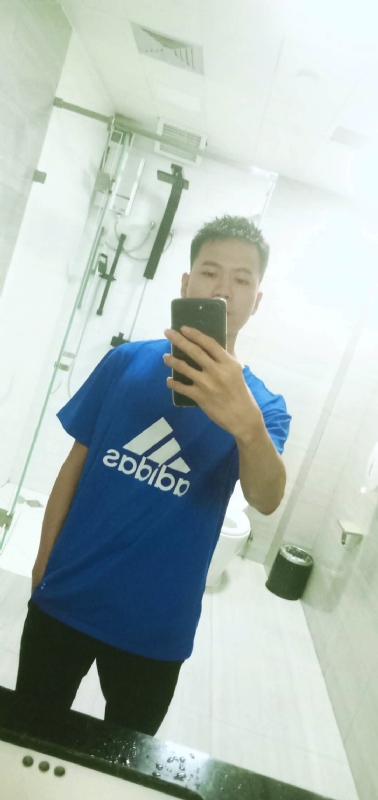 啊泉的第一张照片--香港闪婚服务中心