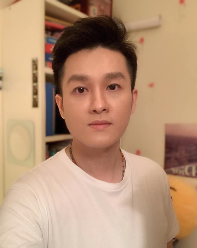 岁月流逝的第一张照片--香港闪婚服务中心