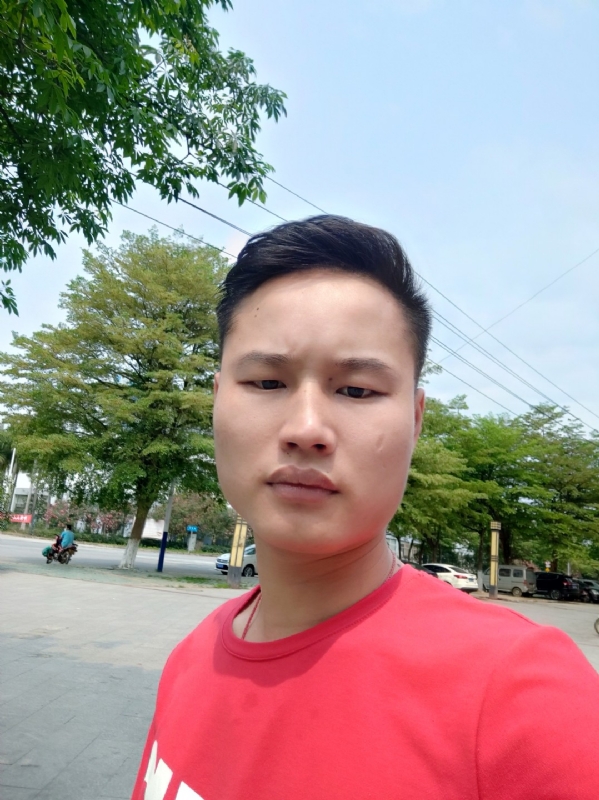 刘振军的第二张照片--香港闪婚服务中心