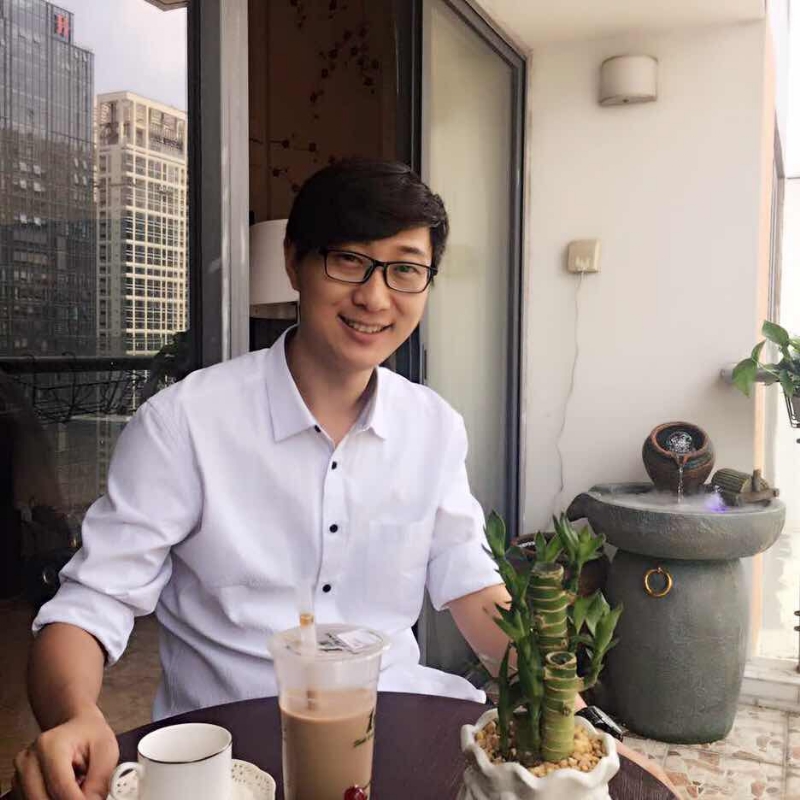 小叮当的第一张照片--香港闪婚服务中心