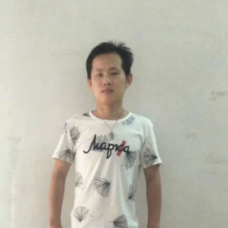 平平的第一张照片--香港闪婚服务中心