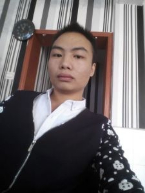 阿龙的第二张照片--香港闪婚服务中心