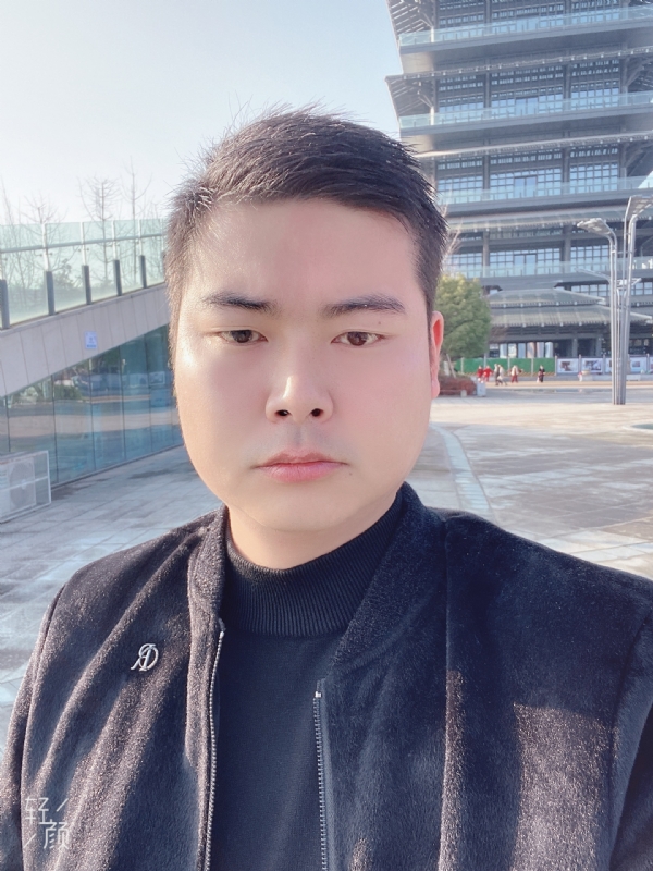 南心遥的第一张照片--香港闪婚服务中心