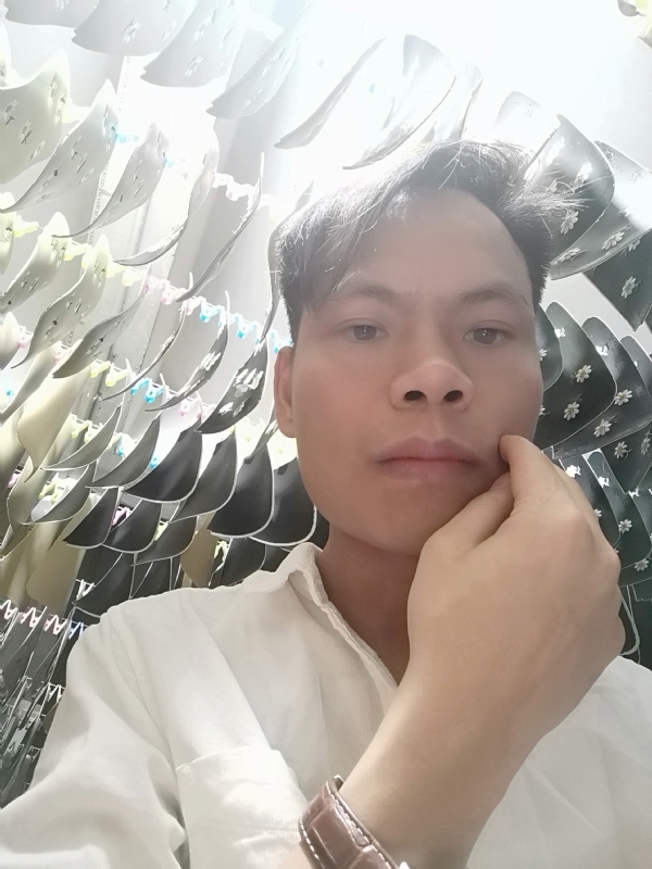 私垨的第一张照片--香港闪婚服务中心