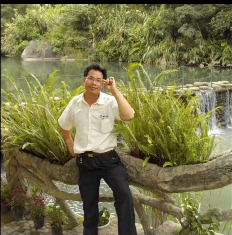 有高度才有格局的第一张照片--香港闪婚服务中心