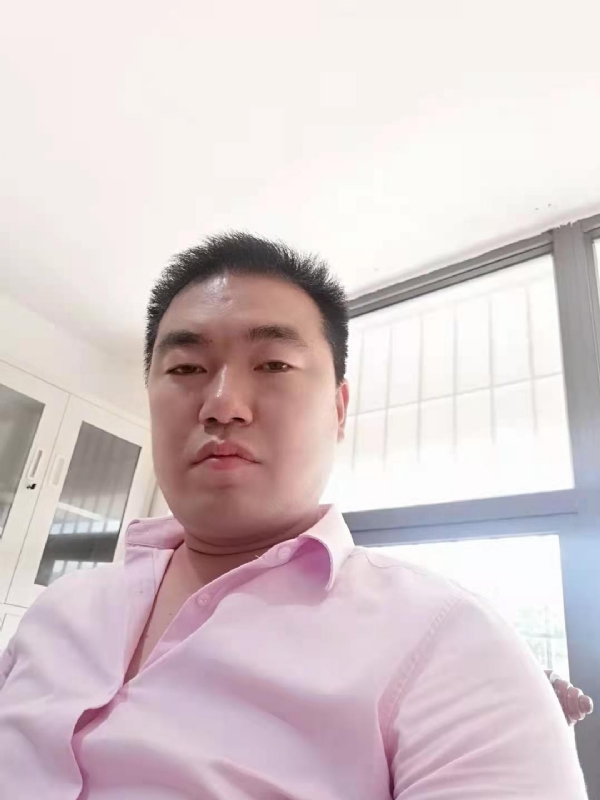 命运的打拼的第一张照片--香港闪婚服务中心
