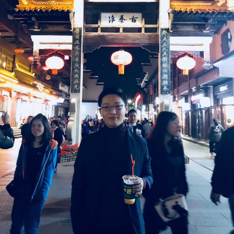 杨禄辉的第一张照片--香港闪婚服务中心