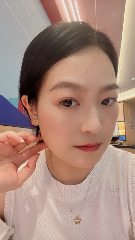 好久不见的第一张照片--香港闪婚服务中心