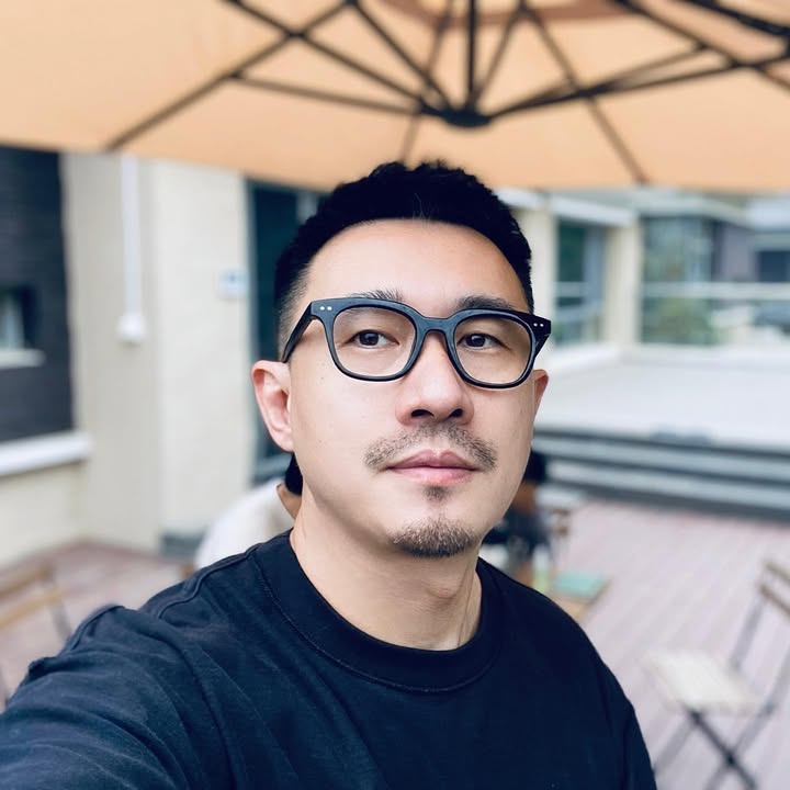 Evanc的第一张照片--香港闪婚服务中心