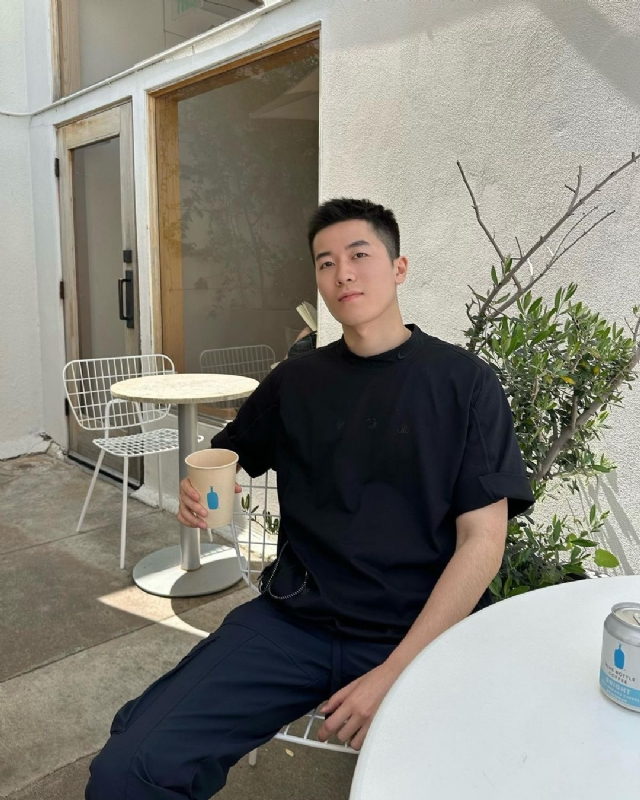 VV的第二张照片--香港闪婚服务中心