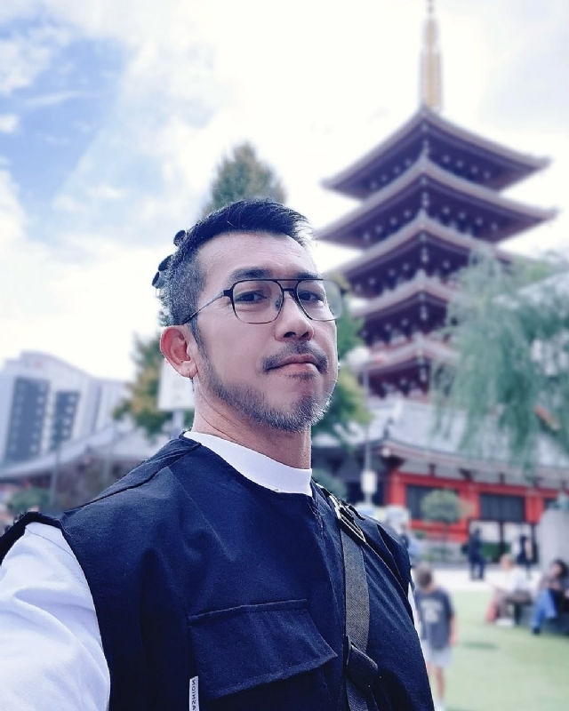 晚风渡半舟的第二张照片--香港闪婚服务中心